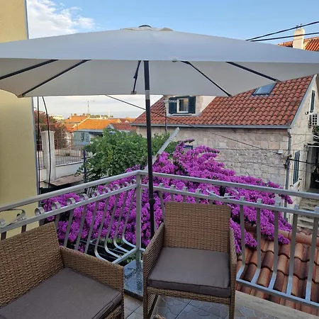 Apartments Duje Split Exterior photo