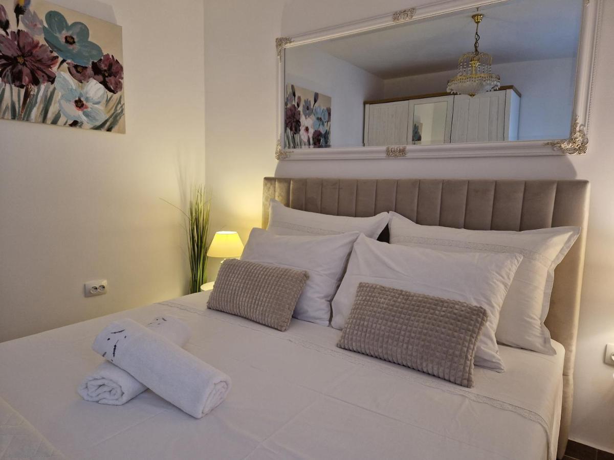 Duje Apartment