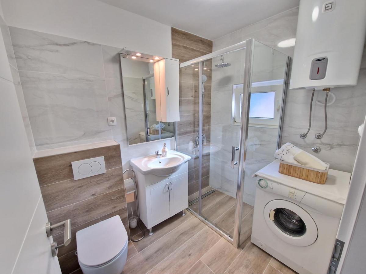 Duje Apartment