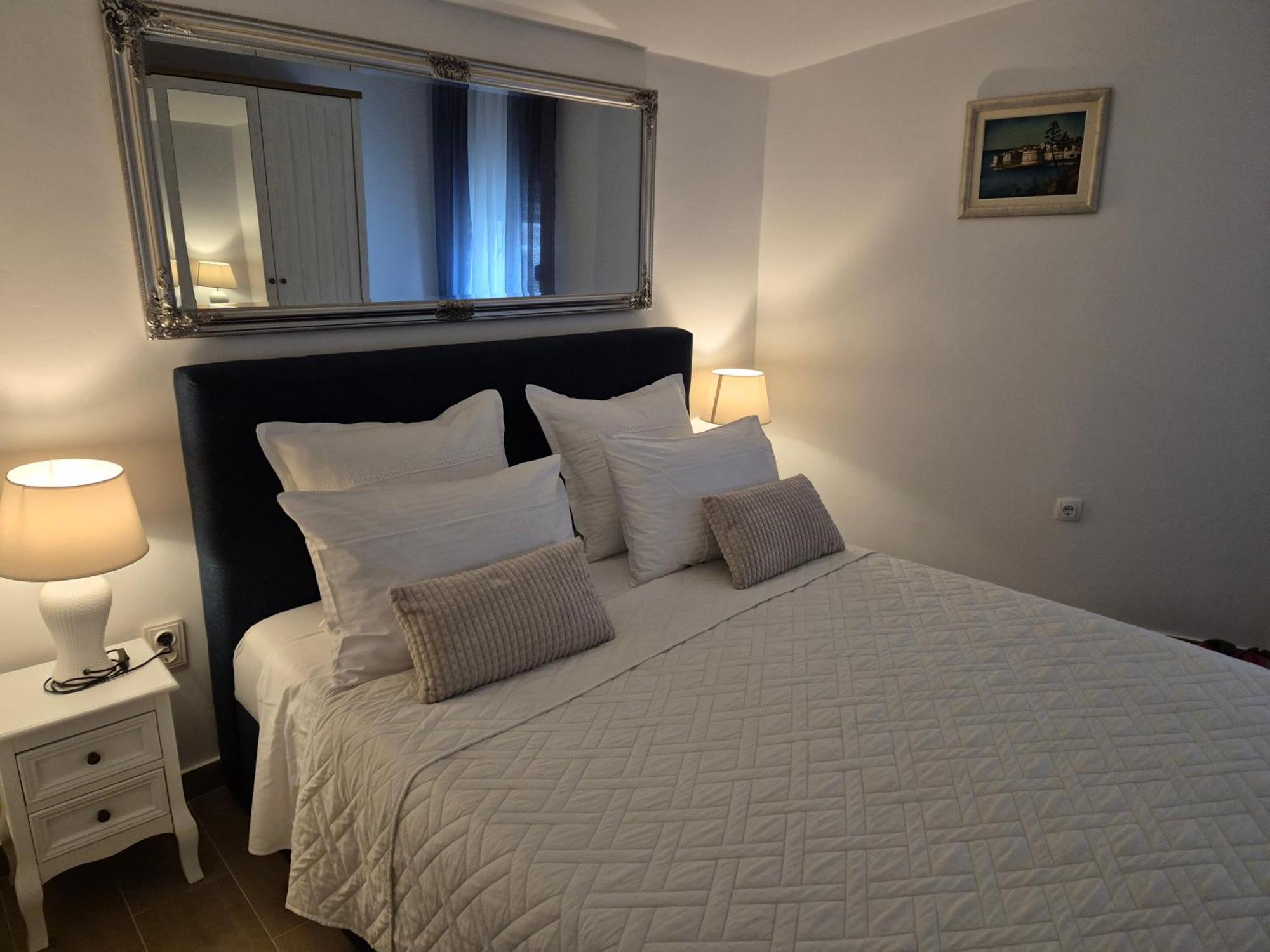 Duje Apartment