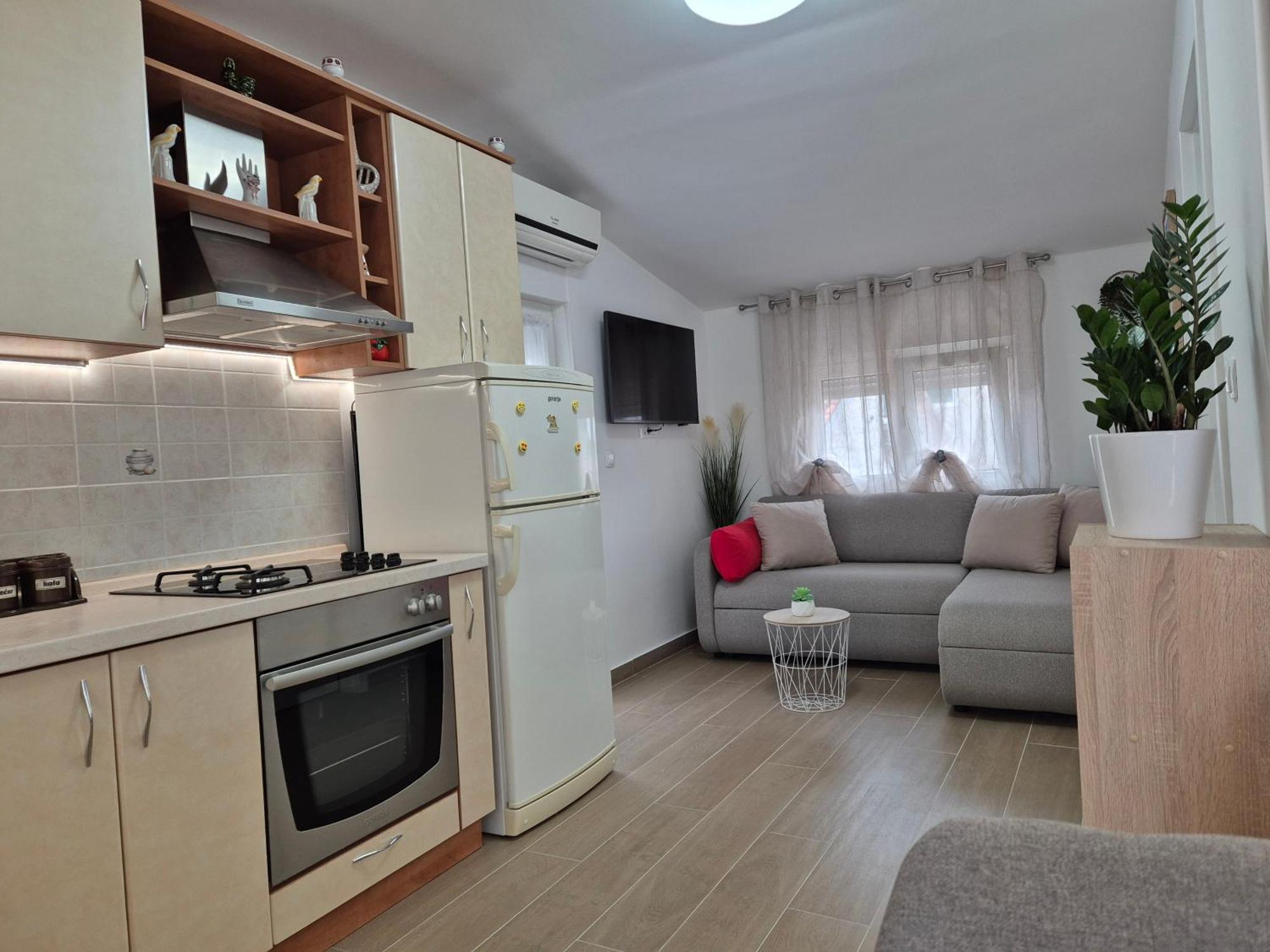Duje Apartment